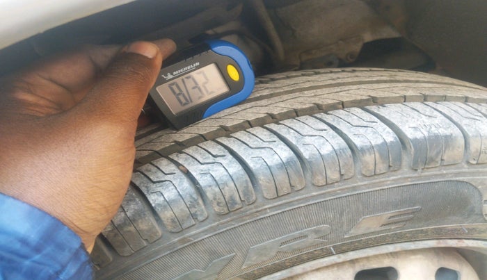 2015 Tata Indica EV2 LS, Diesel, Manual, 1,70,252 km, tyre