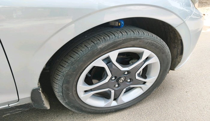 2025 Hyundai NEW I20 SPORTZ 1.2 MT, Petrol, Manual, 13,148 km, tyre