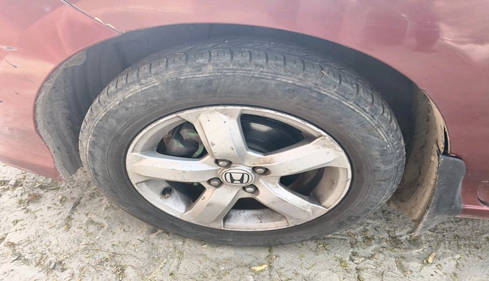 2010 Honda City 1.5L I-VTEC V MT, Petrol, Manual, 1,97,237 km, tyre