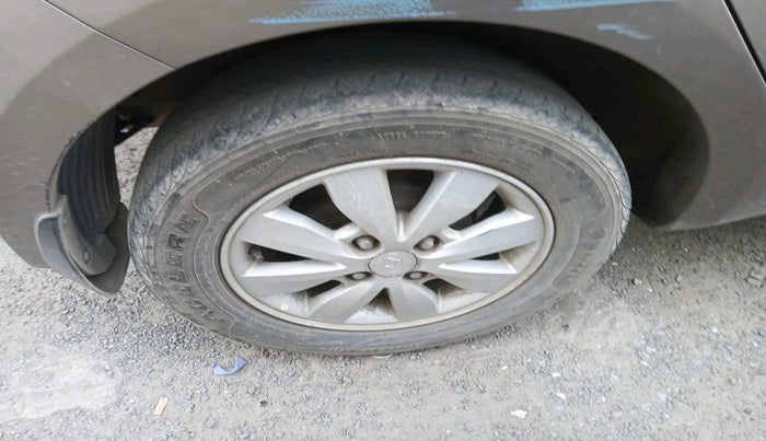 2013 Hyundai i20 SPORTZ 1.2, Petrol, Manual, 53,464 km, tyre