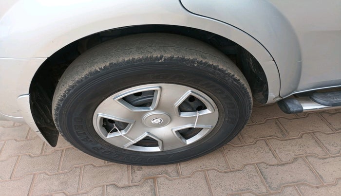 2014 Mahindra XUV500 W4, Diesel, Manual, 63,642 km, tyre