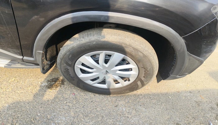 2023 Mahindra SCORPIO-N Z4 PETROL MT 7 STR, Petrol, Manual, 24,458 km, tyre