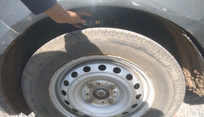 2020 Tata ALTROZ XE PETROL, Petrol, Manual, 25,317 km, tyre