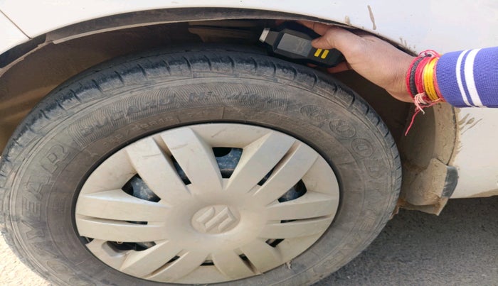 2016 Maruti Alto 800 LXI, Petrol, Manual, 92,527 km, tyre