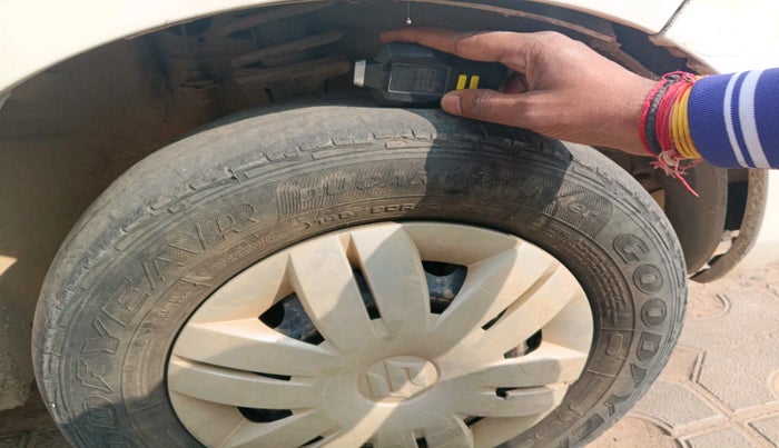 2016 Maruti Alto 800 LXI, Petrol, Manual, 92,527 km, tyre