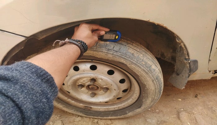 2011 Maruti Wagon R 1.0 LXI, Petrol, Manual, 66,298 km, tyre