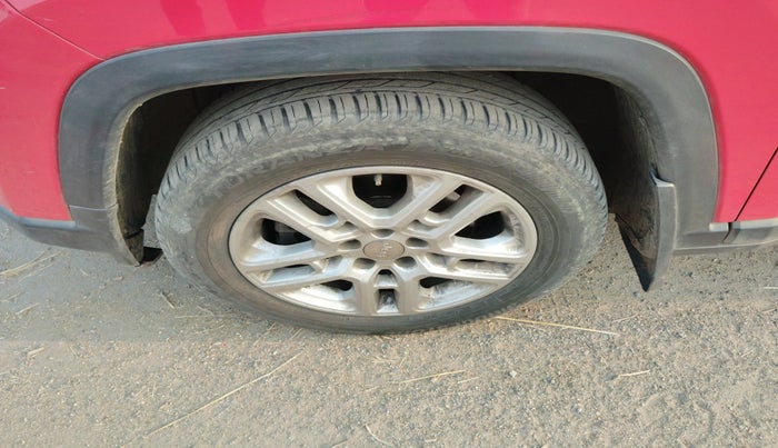 2018 Jeep Compass LIMITED (O) 2.0 DIESEL, Diesel, Manual, 1,25,763 km, tyre