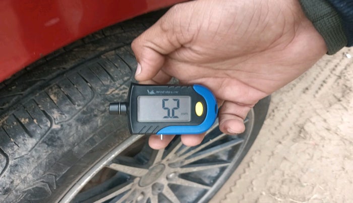 2021 Tata ALTROZ XE PETROL, Petrol, Manual, 55,454 km, tyre