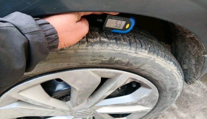 2022 Hyundai NEW I20 SPORTZ 1.2 AT, Petrol, Automatic, 56,587 km, tyre