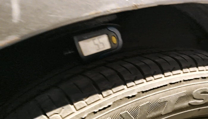 2011 Hyundai Eon D-LITE, Petrol, Manual, 48,868 km, tyre