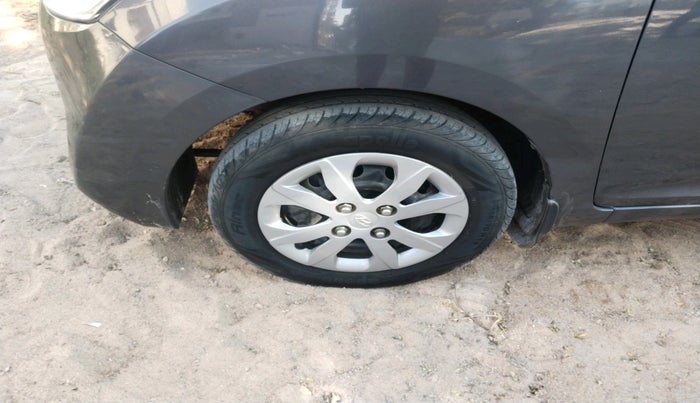 2018 Hyundai Eon MAGNA +, Petrol, Manual, 27,340 km, tyre