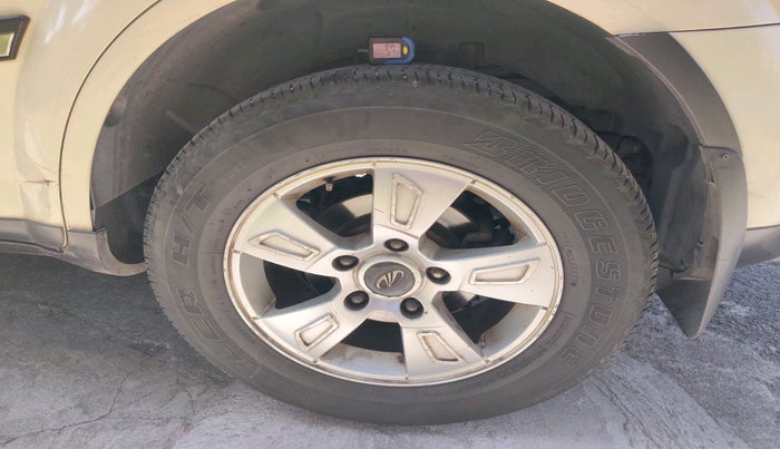 2012 Mahindra XUV500 W8, Diesel, Manual, 1,90,886 km, tyre