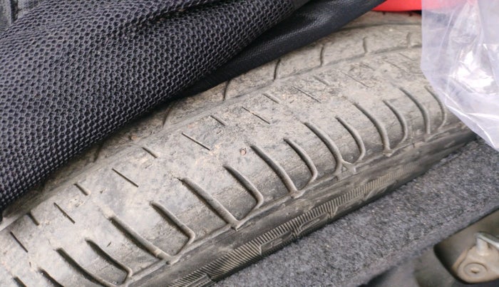 2018 Maruti Swift LXI, Petrol, Manual, 31,171 km, tyre