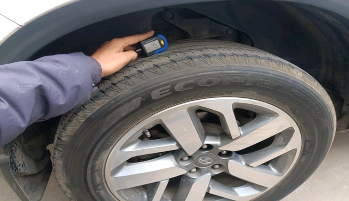 2021 Tata Safari XZA PLUS 6S, Diesel, Automatic, 95,878 km, tyre