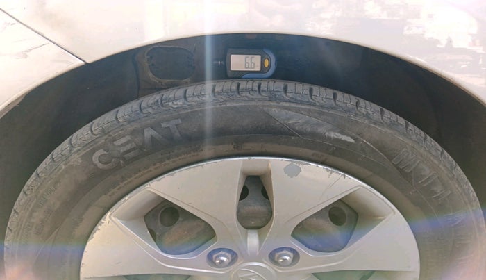 2015 Hyundai Xcent S 1.2, Petrol, Manual, 72,399 km, tyre