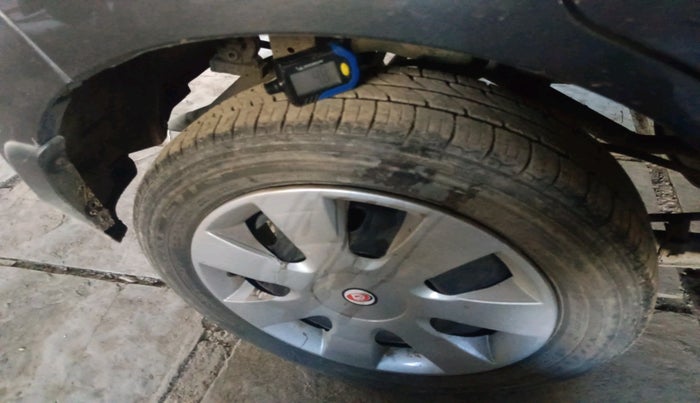 2015 Maruti Alto K10 VXI, Petrol, Manual, 63,024 km, tyre