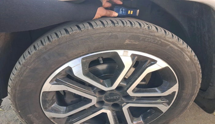 2021 Jeep Compass MODEL S (O) 1.4 PETROL DCT, Petrol, Automatic, 32,367 km, tyre