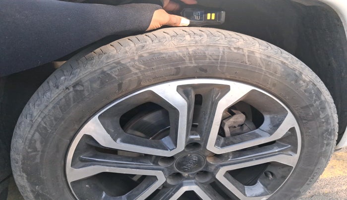 2021 Jeep Compass MODEL S (O) 1.4 PETROL DCT, Petrol, Automatic, 32,367 km, tyre