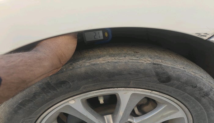 2015 Hyundai Grand i10 ASTA 1.1 CRDI (O), Diesel, Manual, 70,657 km, tyre