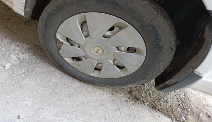 2017 Maruti Swift Dzire TOUR DIESEL, Diesel, Manual, 1,50,395 km, tyre