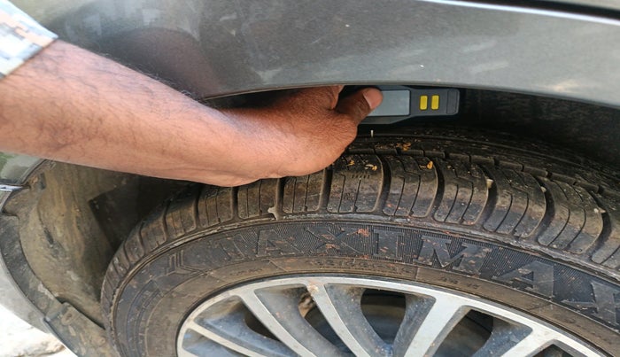 2017 Maruti Dzire ZXI PLUS AMT, Petrol, Automatic, 58,441 km, tyre