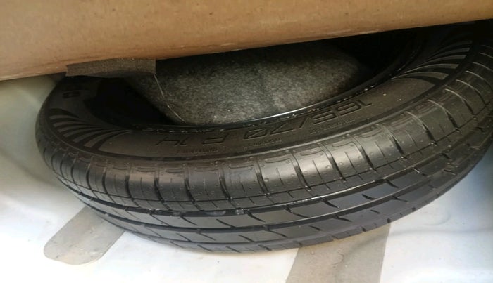 2022 Hyundai AURA S 1.2 CNG, Petrol, Manual, 41,888 km, tyre