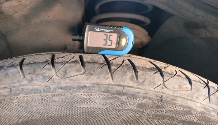 2015 Renault Duster 85 PS RXL DIESEL, Diesel, Manual, 56,508 km, tyre