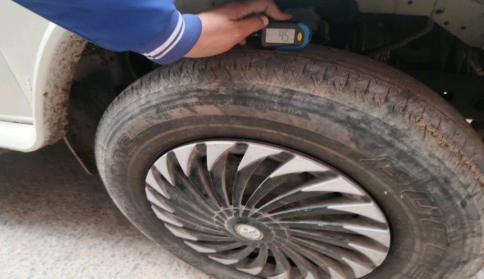 2017 Mahindra Bolero POWER PLUS SLX, Diesel, Manual, 93,994 km, tyre