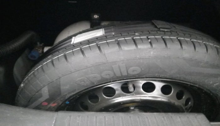 2023 Maruti Baleno  ZETA CNG 1.2L, Petrol, Manual, 28,648 km, tyre