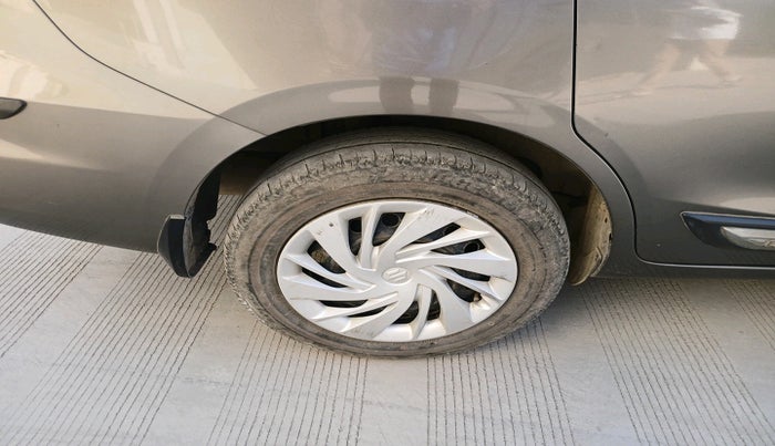 2020 Maruti Ertiga VXI CNG, Petrol, Manual, 1,20,099 km, tyre