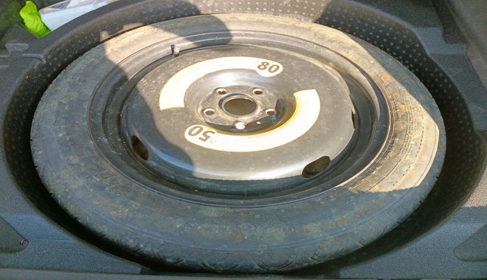 2013 Audi Q3 2.0 QUATTRO TDI AT, Diesel, Automatic, 1,07,073 km, tyre