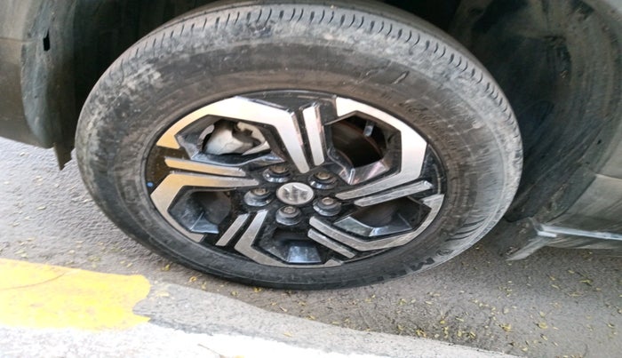 2023 Maruti BREZZA VXI, Petrol, Manual, 39,241 km, tyre