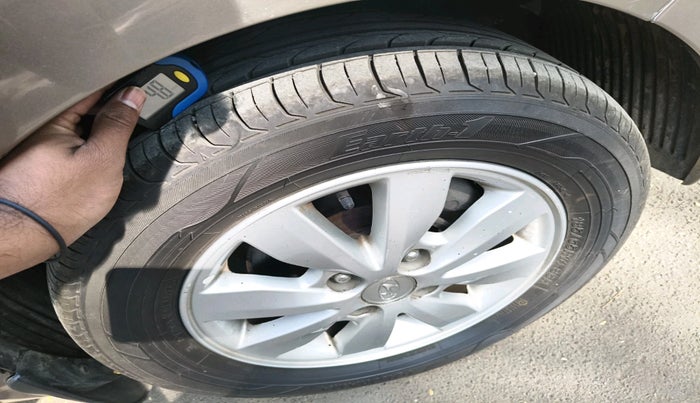 2014 Hyundai i20 ASTA 1.2, Petrol, Manual, 99,677 km, tyre