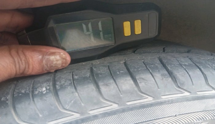 2014 Honda City 1.5L I-VTEC SV, Petrol, Manual, 88,272 km, tyre