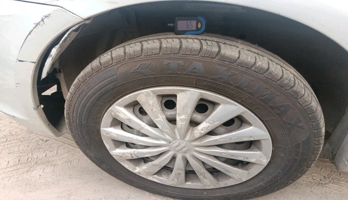 2016 Maruti Swift Dzire VXI, Petrol, Manual, 1,24,944 km, tyre