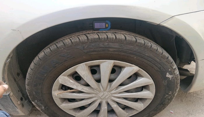 2016 Maruti Swift Dzire VXI, Petrol, Manual, 1,24,944 km, tyre