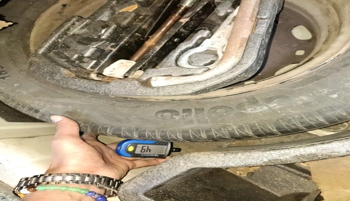 2012 Skoda Rapid ACTIVE 1.6 TDI CR MT, Diesel, Manual, 1,03,833 km, tyre