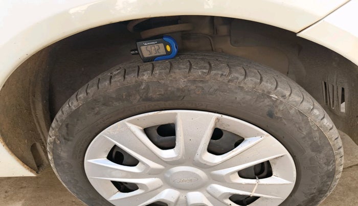 2013 Ford Figo ZXI 1.4 DIESEL, Diesel, Manual, 51,179 km, tyre