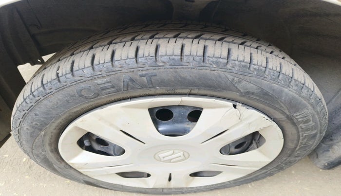 2016 Maruti Wagon R 1.0 VXI AMT, Petrol, Automatic, 73,961 km, tyre