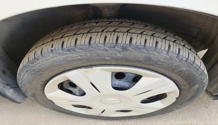 2016 Maruti Wagon R 1.0 VXI AMT, Petrol, Automatic, 73,961 km, tyre