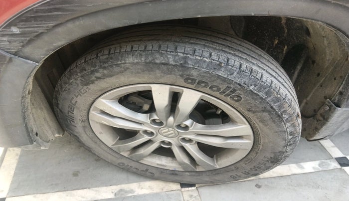 2017 Maruti Vitara Brezza ZDI, Diesel, Manual, 55,232 km, tyre