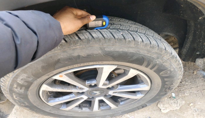 2024 Mahindra SCORPIO-N Z8 PETROL MT 7 STR, Petrol, Manual, 10,698 km, tyre