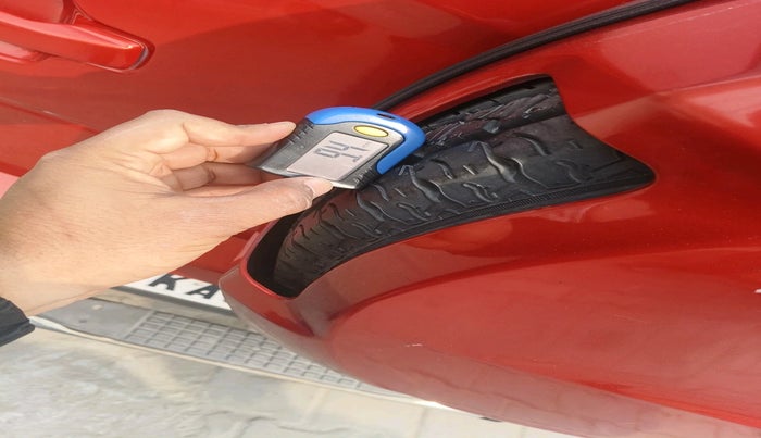 2016 Mahindra TUV300 T8, Diesel, Manual, 66,989 km, tyre