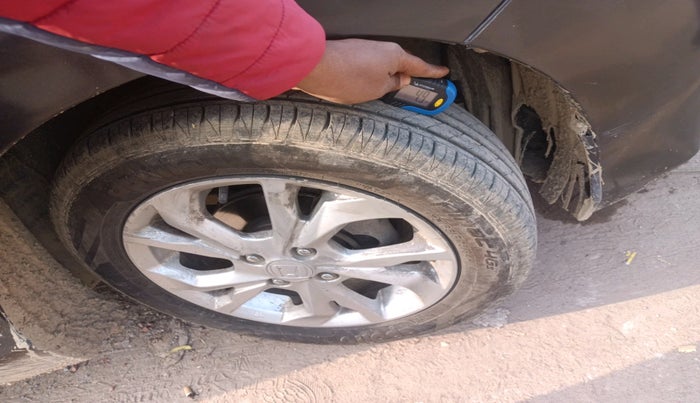 2018 Honda Amaze 1.2L I-VTEC V, Petrol, Manual, 74,863 km, tyre