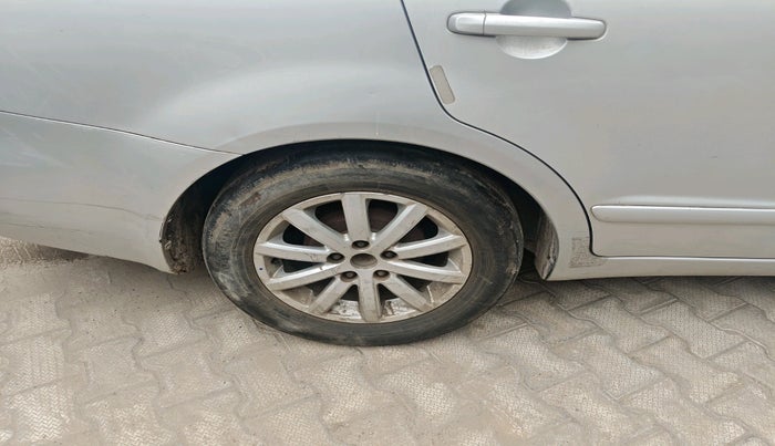 2010 Maruti SX4 ZXI AT, Petrol, Automatic, 1,60,695 km, tyre