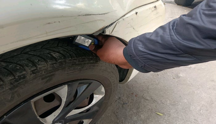 2011 Toyota Etios G, Petrol, Manual, 79,002 km, tyre