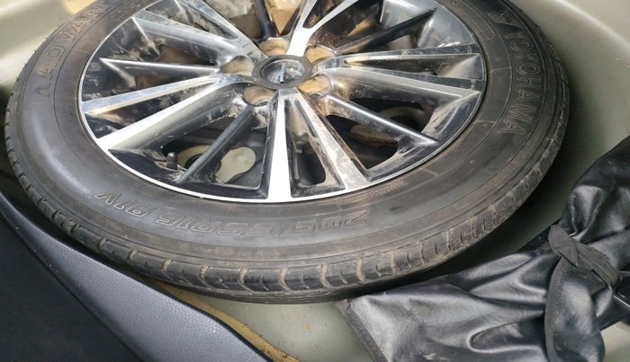 2018 Toyota Corolla Altis VL CVT PETROL, Petrol, Automatic, 54,523 km, tyre