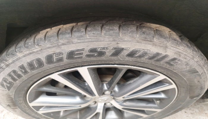 2018 Toyota Corolla Altis VL CVT PETROL, Petrol, Automatic, 54,523 km, tyre