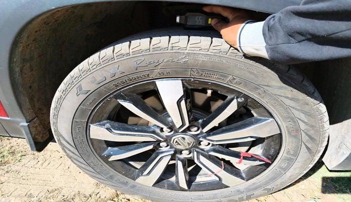 2020 MG HECTOR SHARP 2.0 DIESEL, Diesel, Manual, 95,299 km, tyre