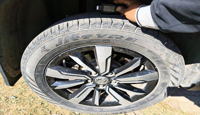 2020 MG HECTOR SHARP 2.0 DIESEL, Diesel, Manual, 95,299 km, tyre